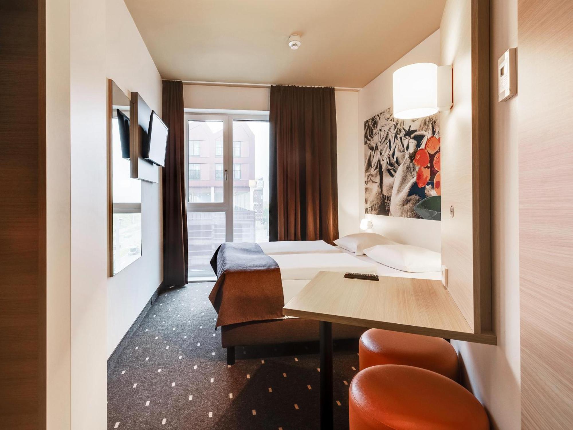 B&B Hotel Bremen-Ueberseestadt Екстер'єр фото
