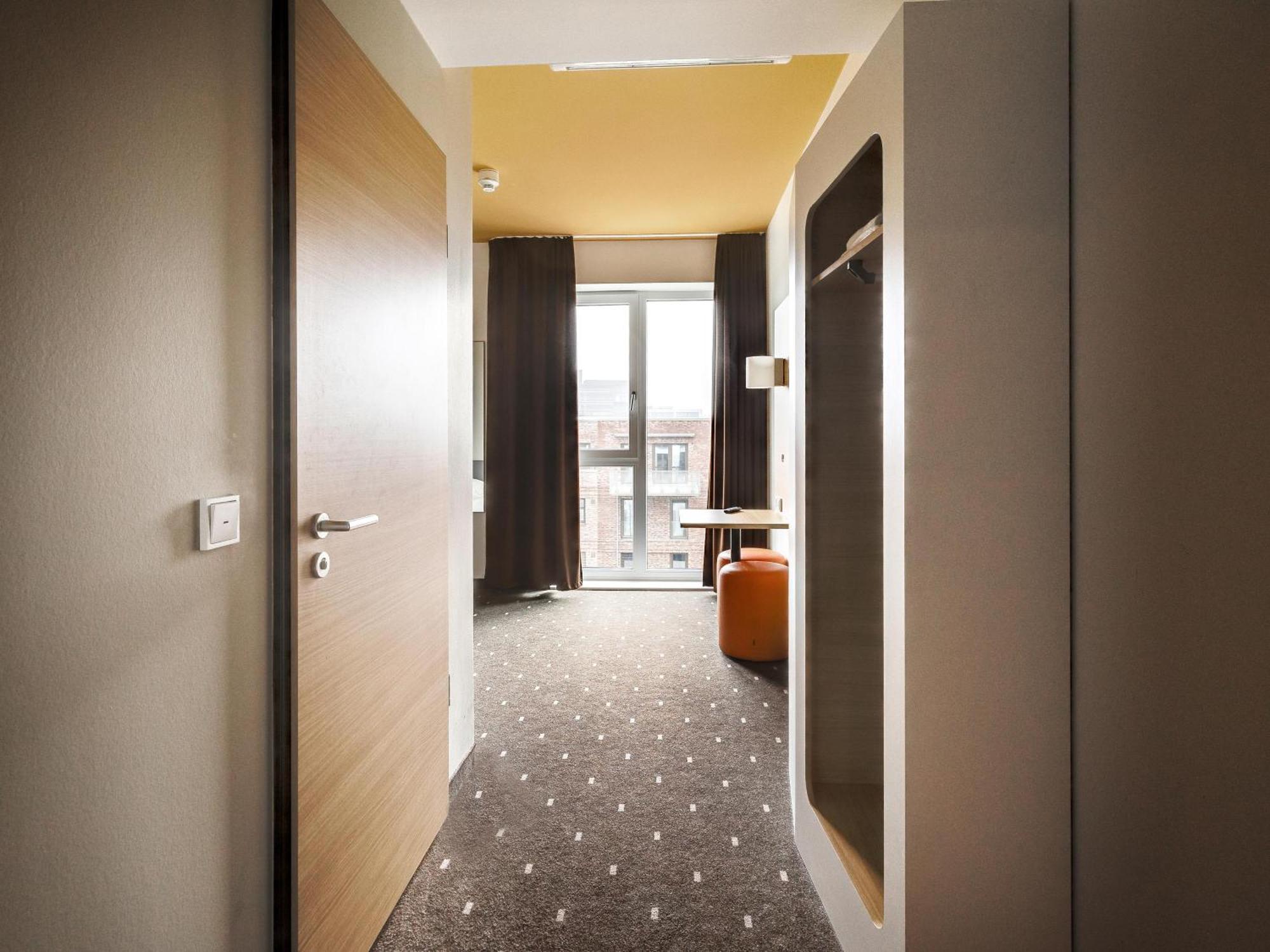 B&B Hotel Bremen-Ueberseestadt Екстер'єр фото